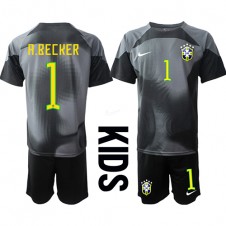 Brasilien Alisson Becker #1 Målvakt Hemmaställ Barn VM 2022 Korta ärmar (+ Korta byxor)